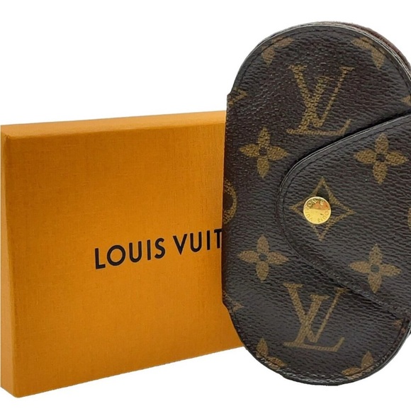 ✨AUTHENTIC LOUIS VUITTON✨KEY CASE HOLDER - Picture 13 of 13